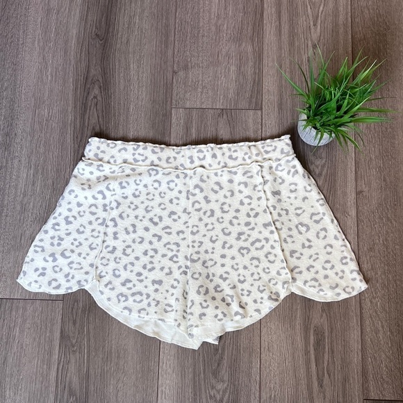 Free People Pants - Free People Raincheck Shorts In Cream Combo Size Large